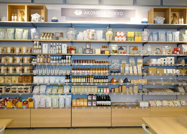 米や食雑貨、ごはんのお供も充実