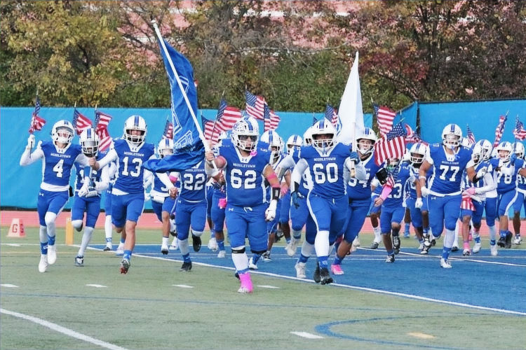 Middletown defeats the Kingston Tigers to continue their win streak heading into the playoffs.