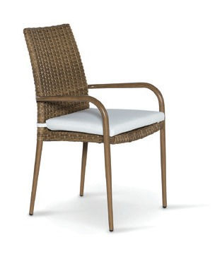 Cadeira Com Braços - Agadir - Ref 167 -- 56 cm x 94 cm x 63 cm.