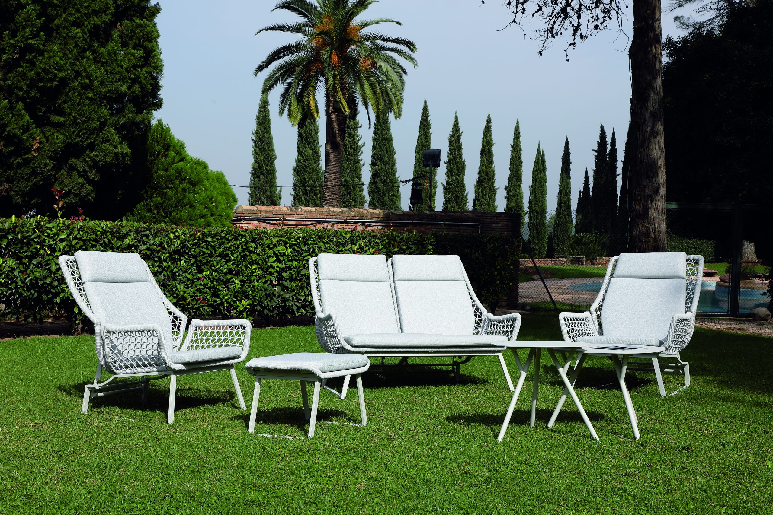 Mesa de apoio VERONA — Ref. 315 — ambiente da coleção