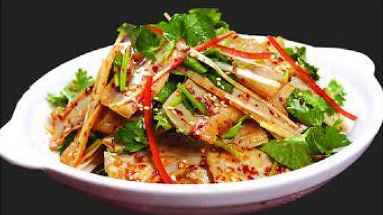 鲜椒拌牛肚 Beef Tripe with Hot Chili Pepper
