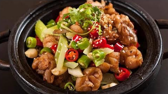 石锅烹田鸡 Frog with Hot Chili Pepper