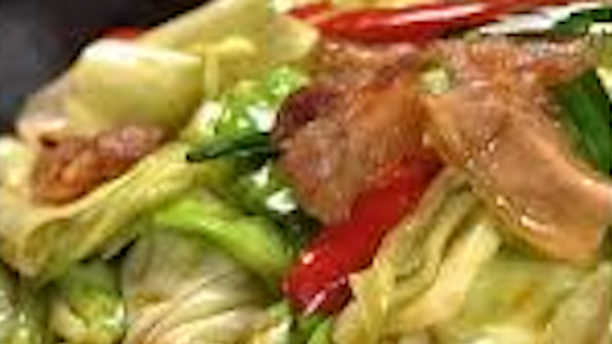 干锅手包菜 Griddled Shredded Cabbage