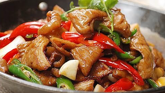 干锅香辣肥肠 Pork Intestine with Mini Hotpot