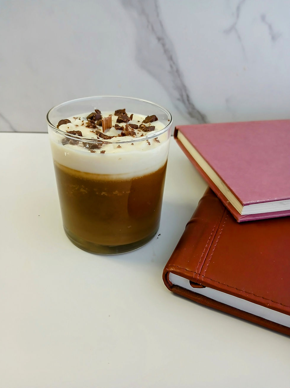 Miniatura: Expresso with books
