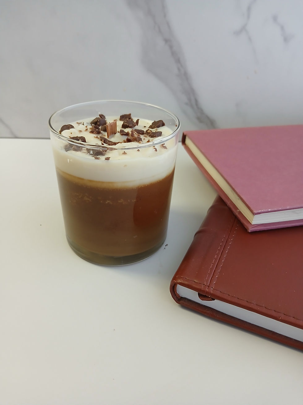 Miniatura: Cafe Mocha with books