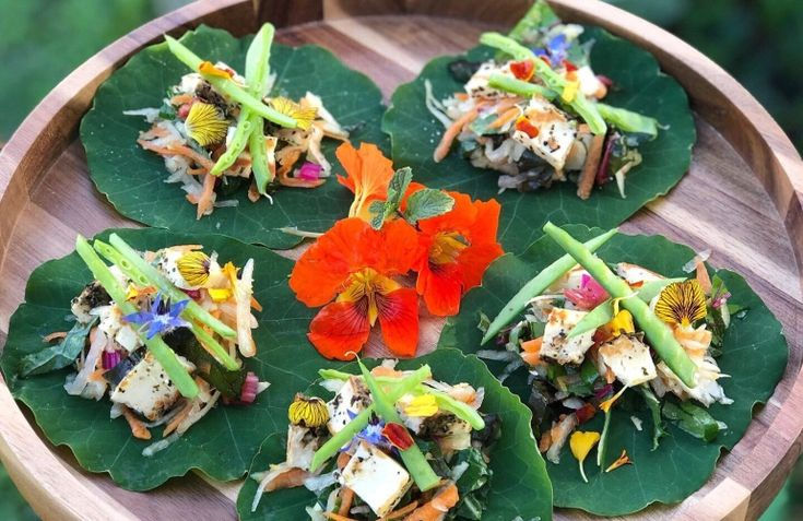 Thumbnail: Salad Leaf: Nasturtium - 1 mega punnet
