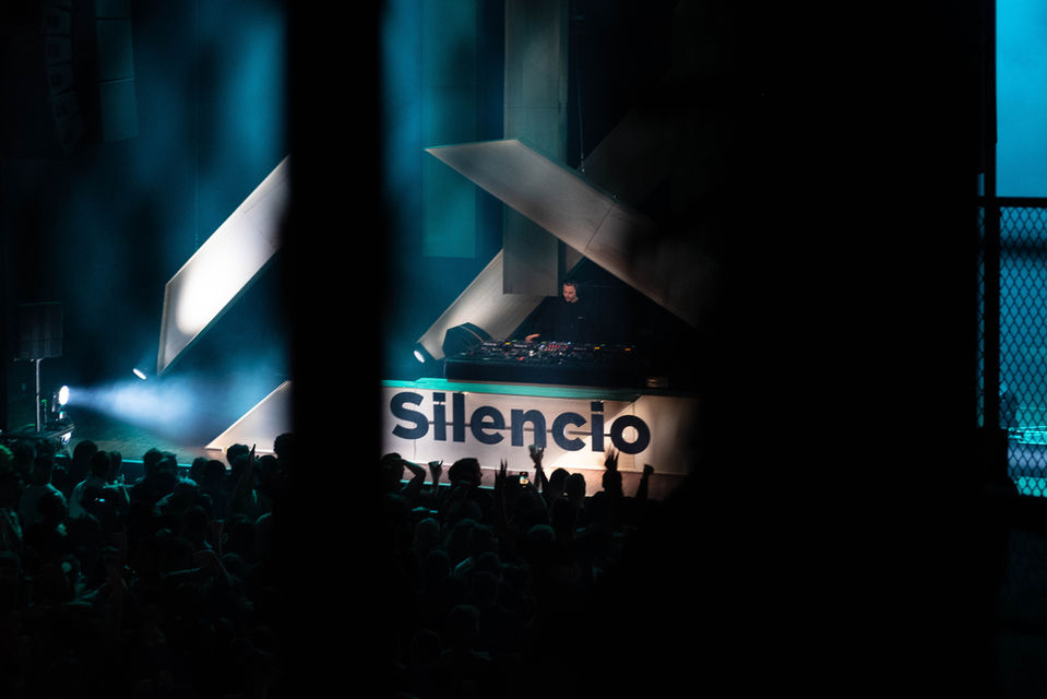 Silencio Act 001