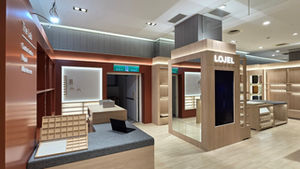 DEPARTMENT STORE