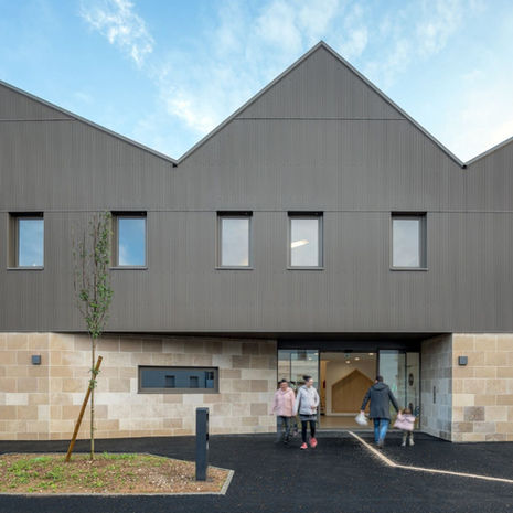 CRÈCHE 60 BERCEAUX _  PÉRIGUEUX (24)