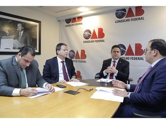 OAB defende no STF a lei que criminaliza a violação das prerrogativas da advocacia