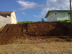 Corte em Terreno