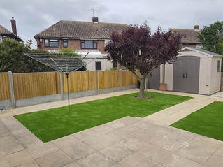 Synthetic Grass in a Westbrook Garden
