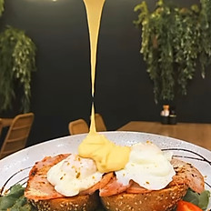 Eggs Benedict