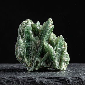 Cianite Verde – Le Pietre di Anima del Tibet AURUX