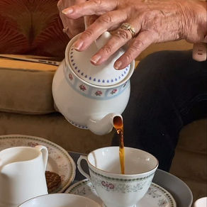 Paper, Chai aur Badi Maa