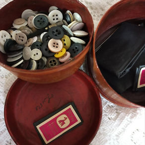 Fuzzled memories of a sewing kit