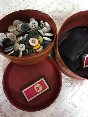 Fuzzled memories of a sewing kit