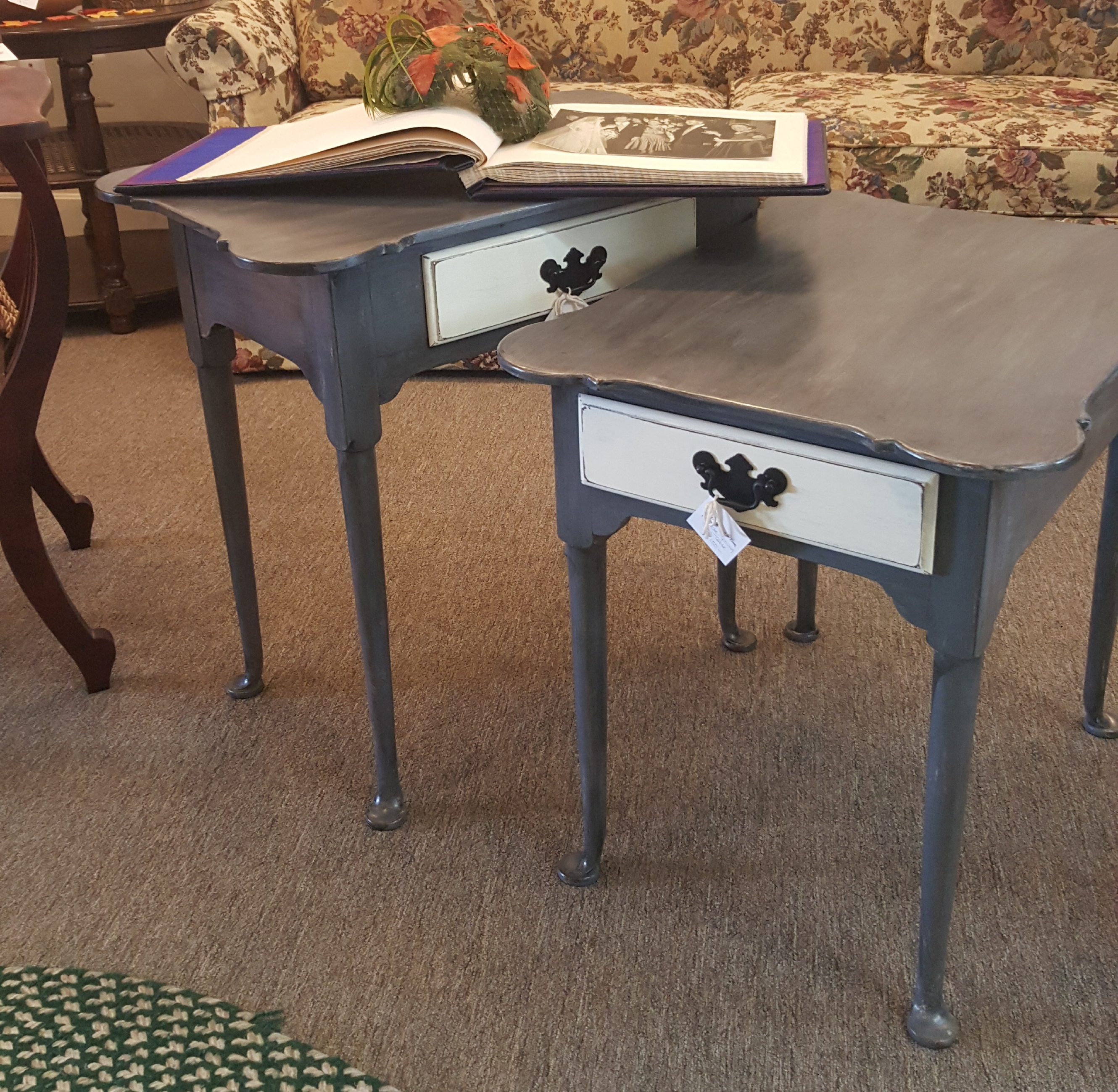 SOLD 1 - "1970's" TABLE - Hinkle-Young Side Tables (GREY)
