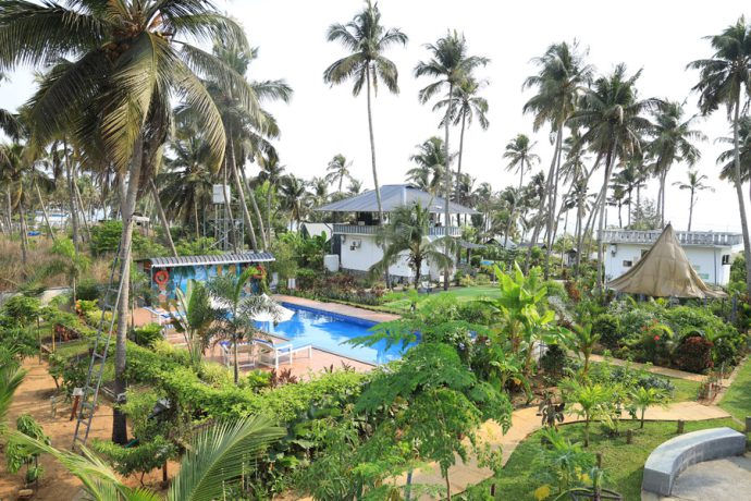 Swimming-Pool-Best-Ayurveda-Yoga-Naturopathy-Retreat-Resort-in-Kerala-Veda5-Wellness-Thris
