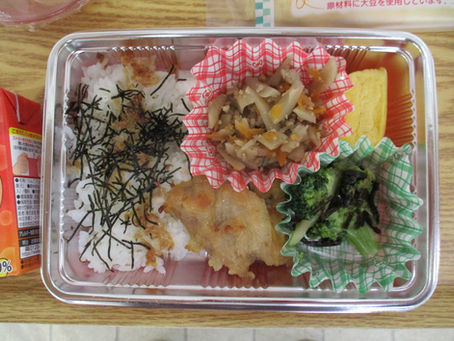 R6 ピクニック弁当の日(5月)