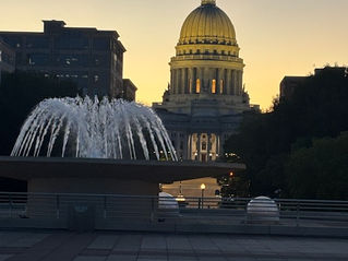 Wisconsin State Capitol at night