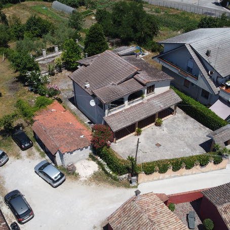 VERDE, LUCE, SILENZIO: VILLA CON GIARDINO A CECCANO