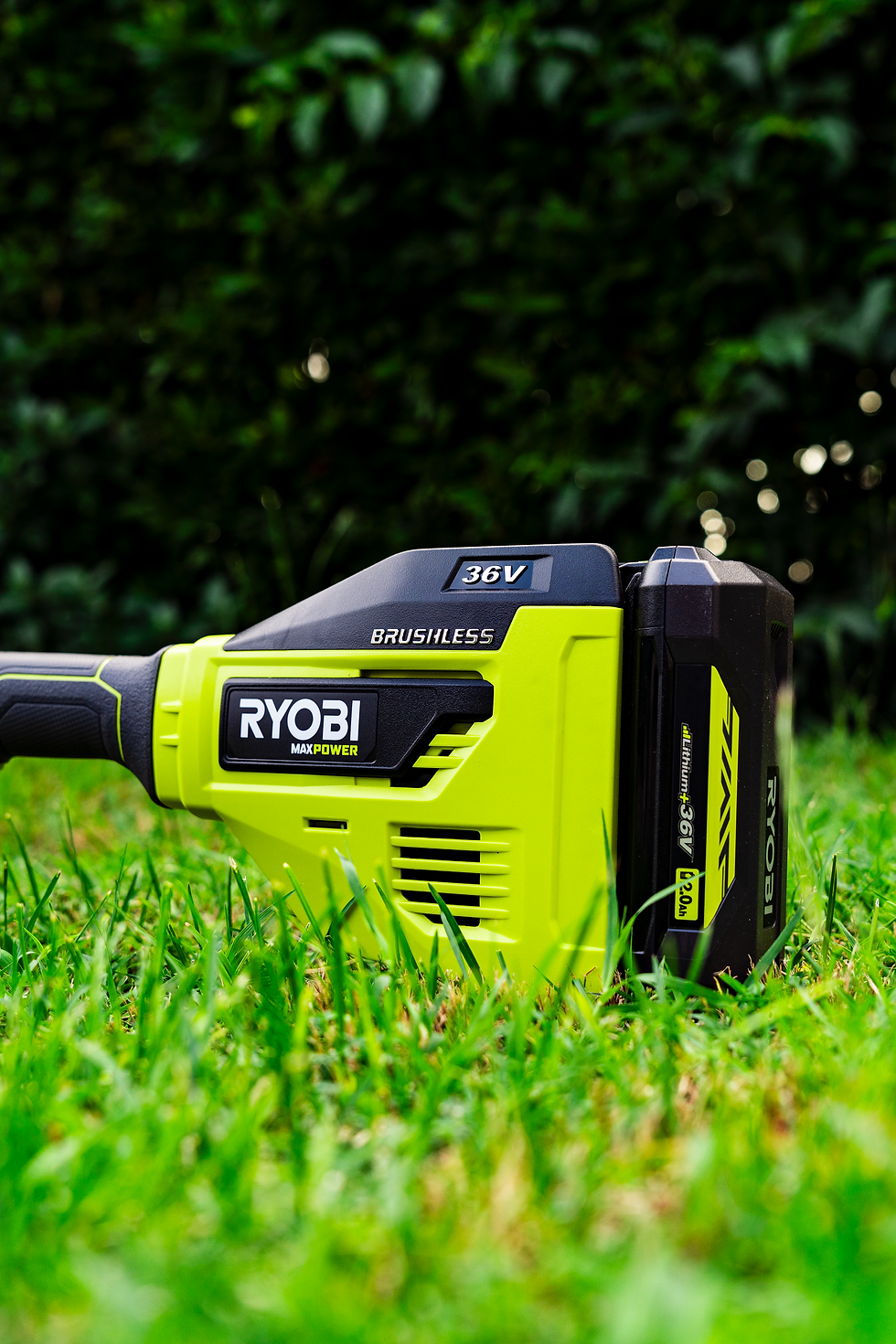 Miniatura: TOSAERBA A FILO RYOBI 36V