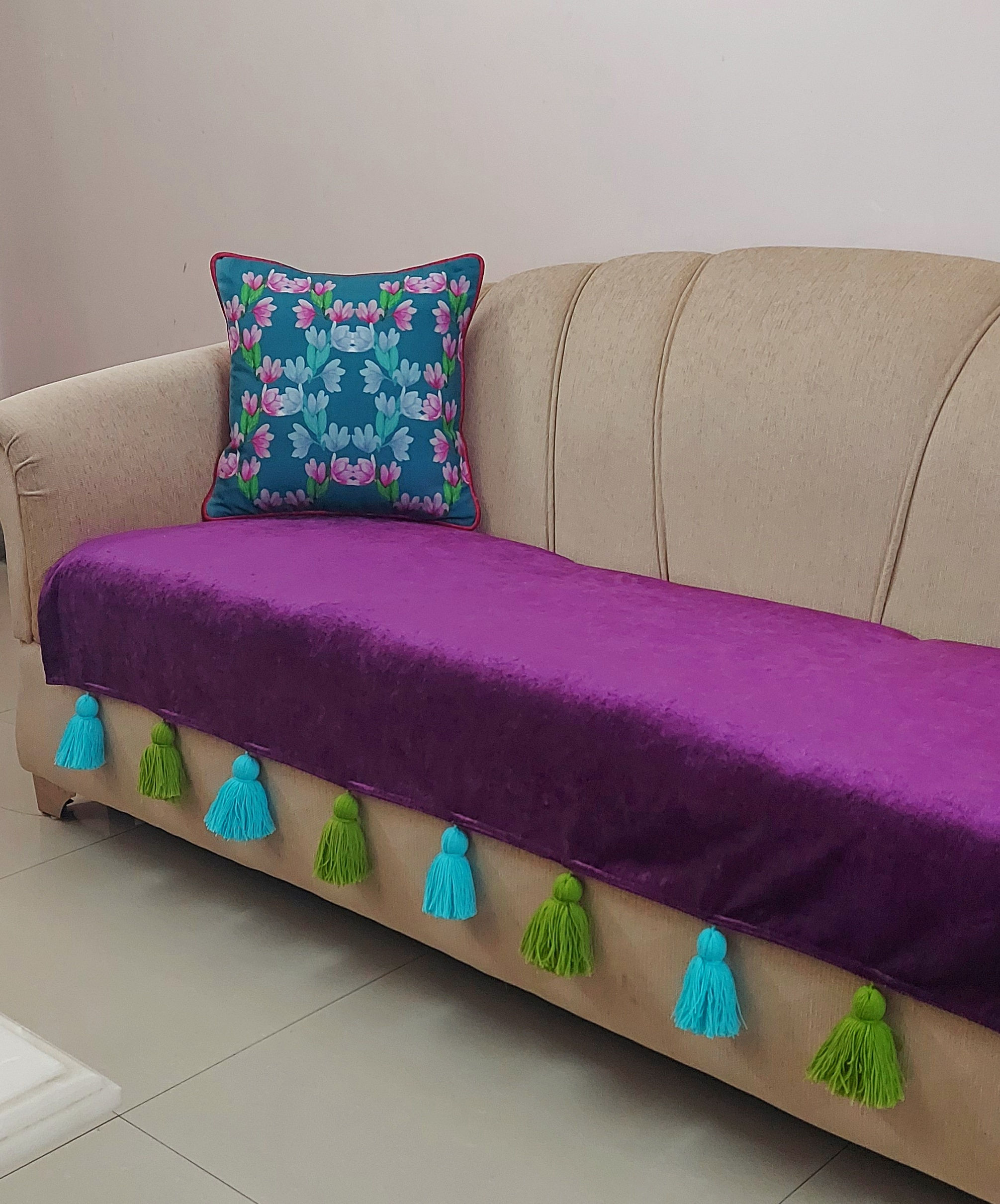 Two-Seater Sofa Cover: Customizable Durable Anti-Slip Purple Seat Cover