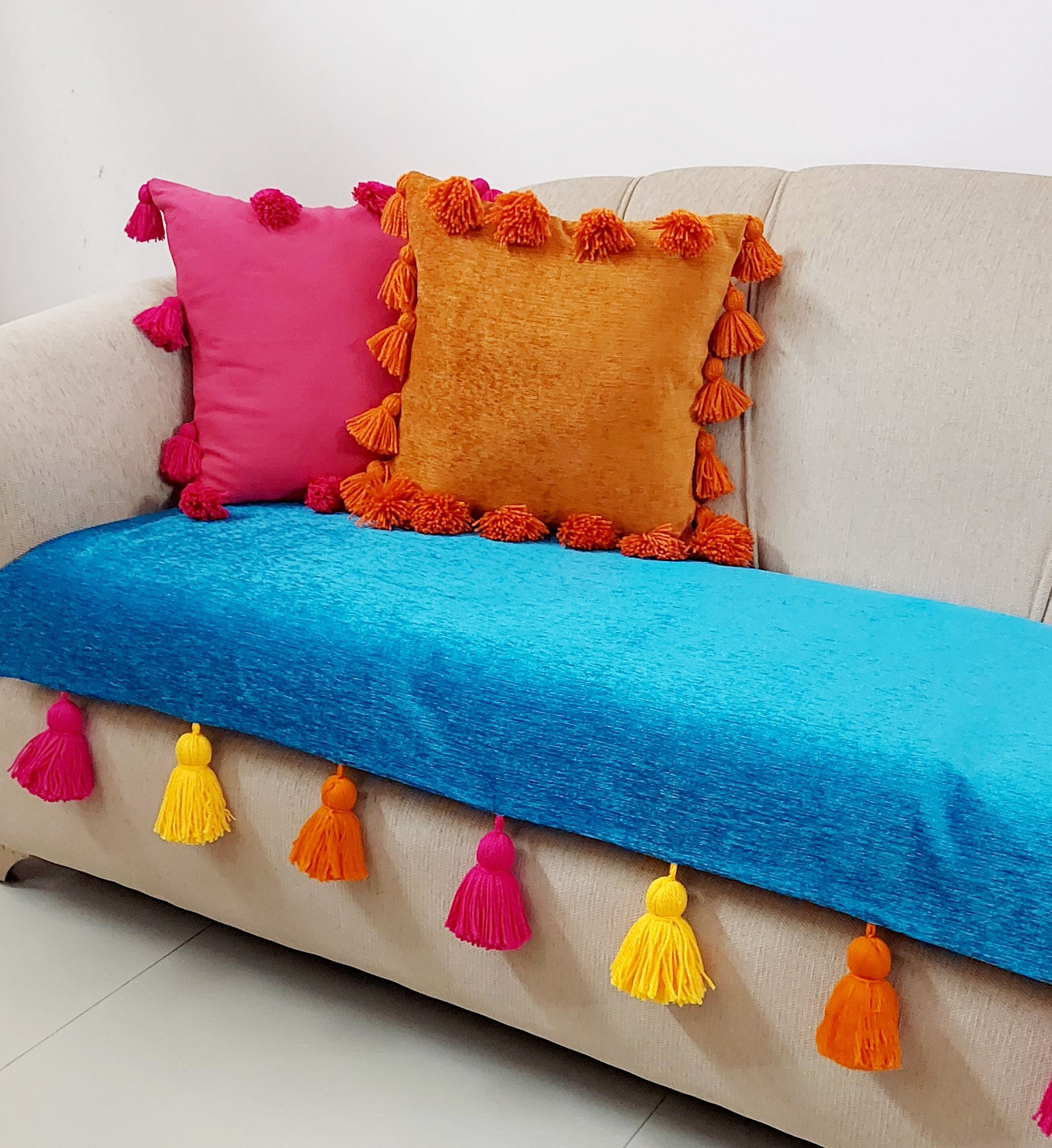 Two-Seater Sofa Cover: Customizable Durable Anti-Slip Teal Blue Seat Cover