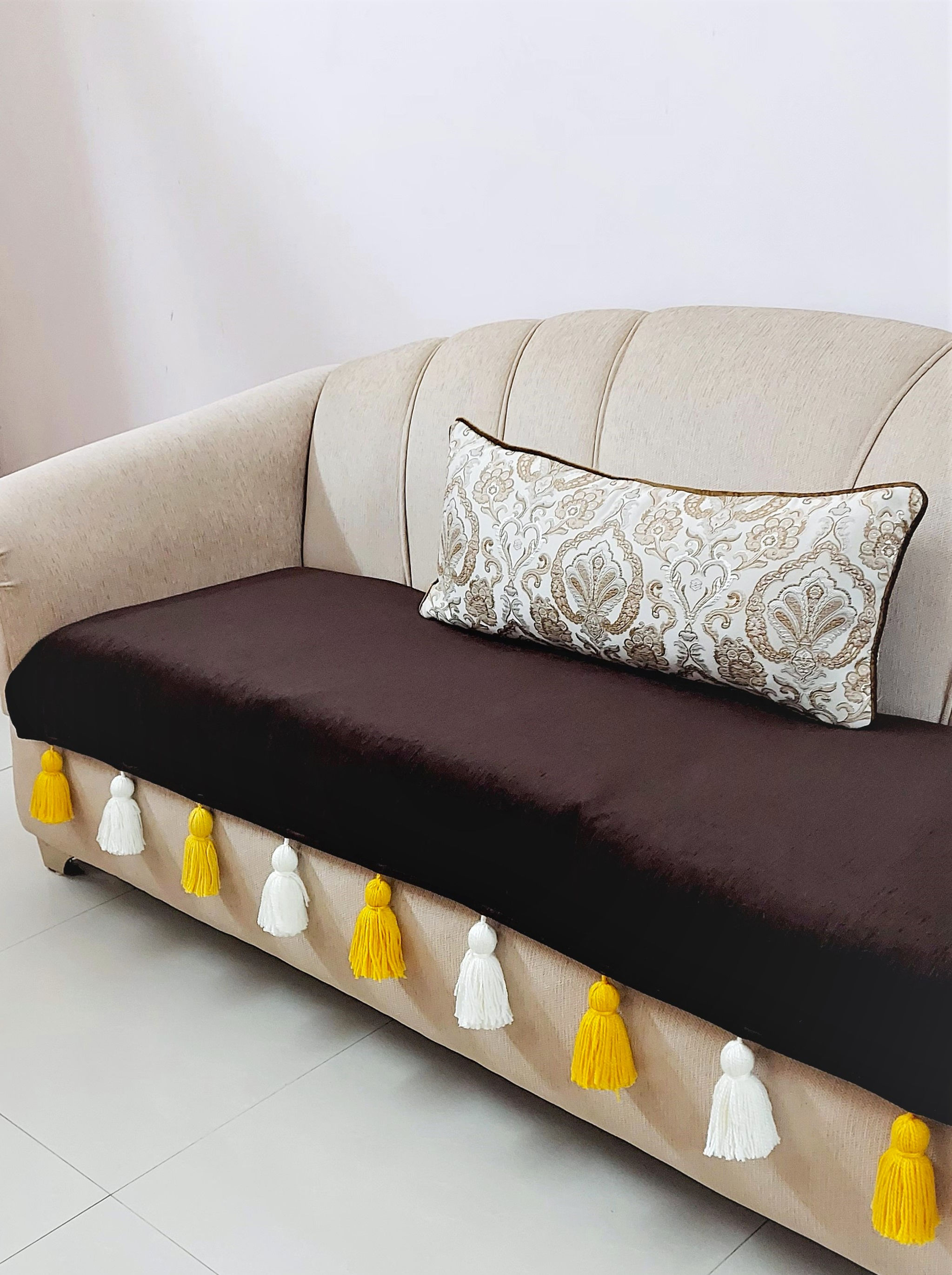 Three-Seater Sofa Cover: Customizable Durable Brown Seat Cover With Tassel