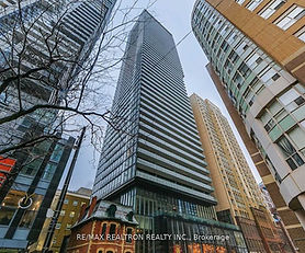 Boutique. Sophisticated. Urban. Luxury Living Has Its Privileges.
