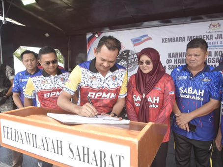STAR Team Serah Buku Catatan KMJG 2025 Di Felda Sahabat