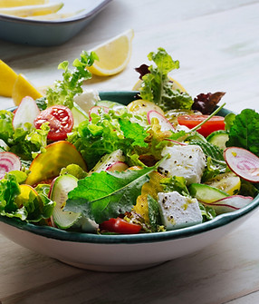 Ensalada verde con queso feta