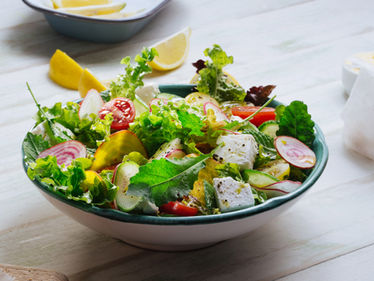 Nyttig sommarsallad med quinoa