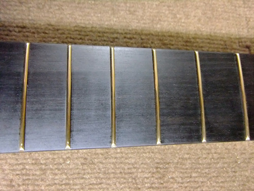 指板材：エボニー | 彩雲弦楽器工房