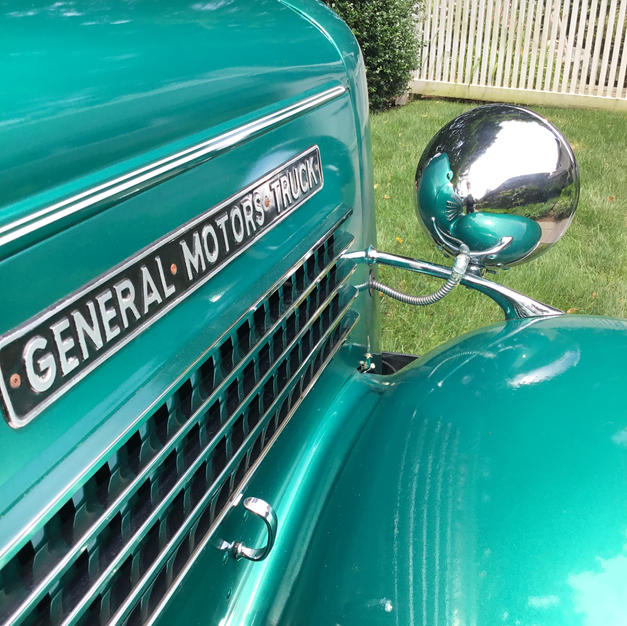 Bucket Head Lamps