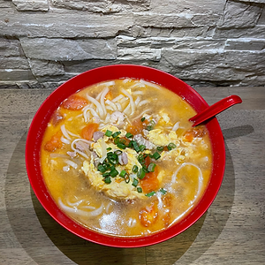 S10. Soupe de nouilles tomate et poulet