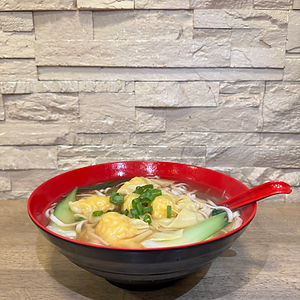 S4. Soupe de nouilles raviolis crevettes