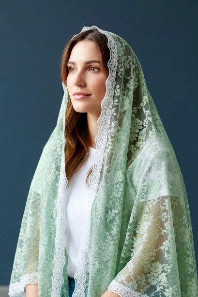 Thumbnail: Teal Lace with White Trim Veil