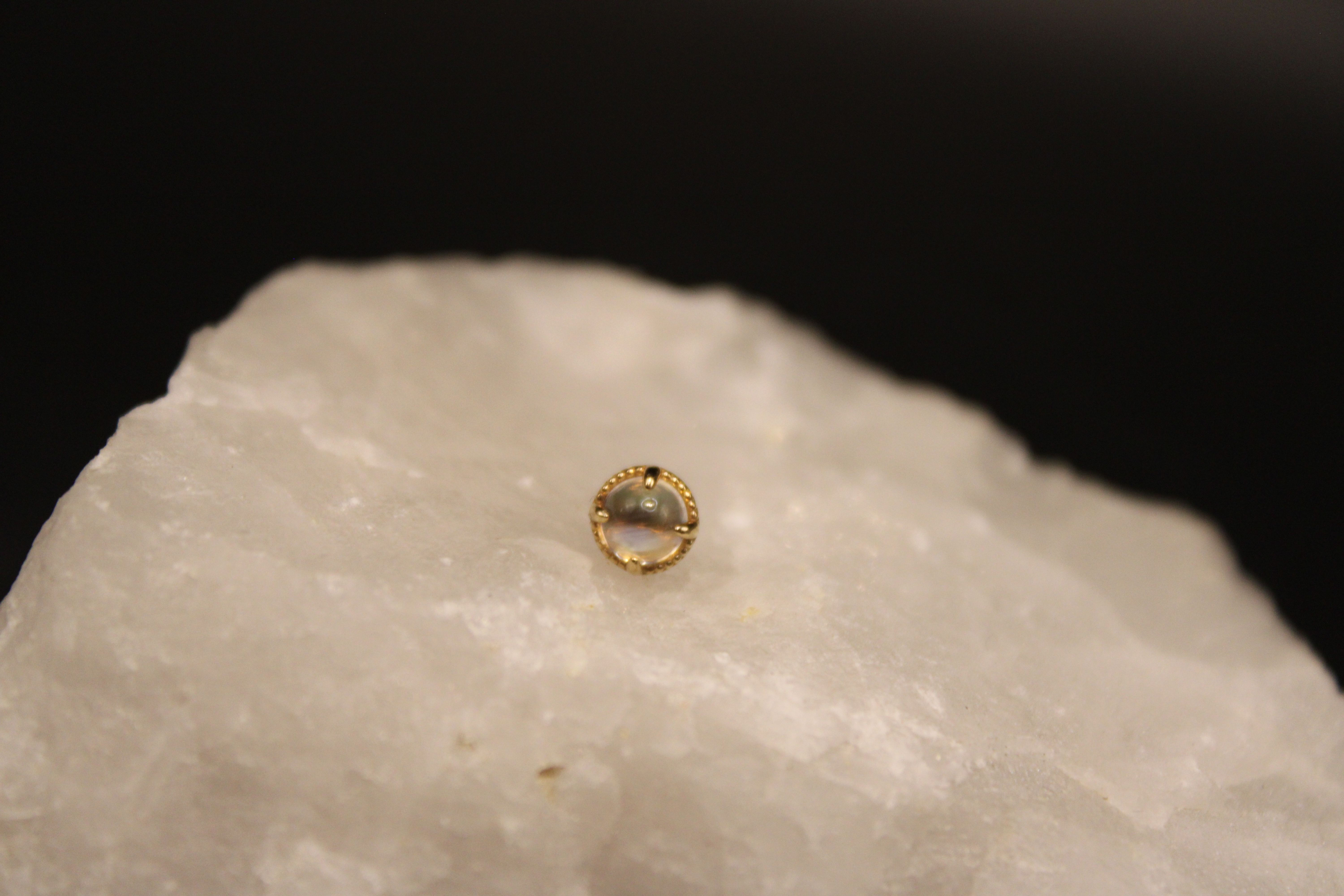 Buddha Jewelry - Manifest Rainbow Moonstone - Threadless End