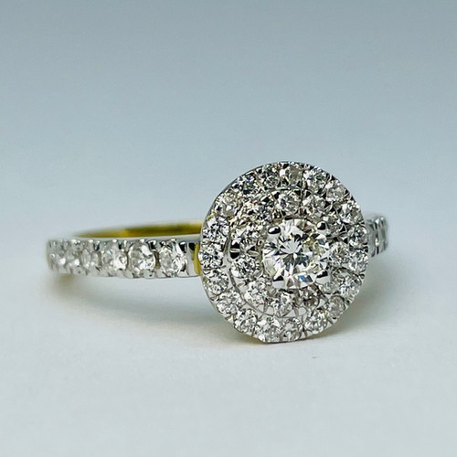 10kt Gold 1.00ctw Diamond Engagement Ring Set