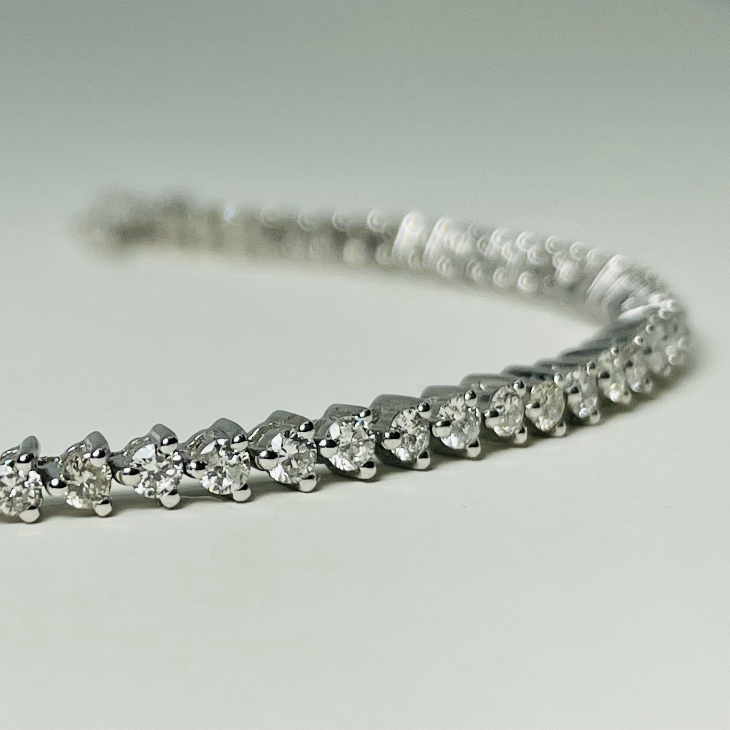 10kt Gold 2.00ctw Diamond Tennis Bracelet