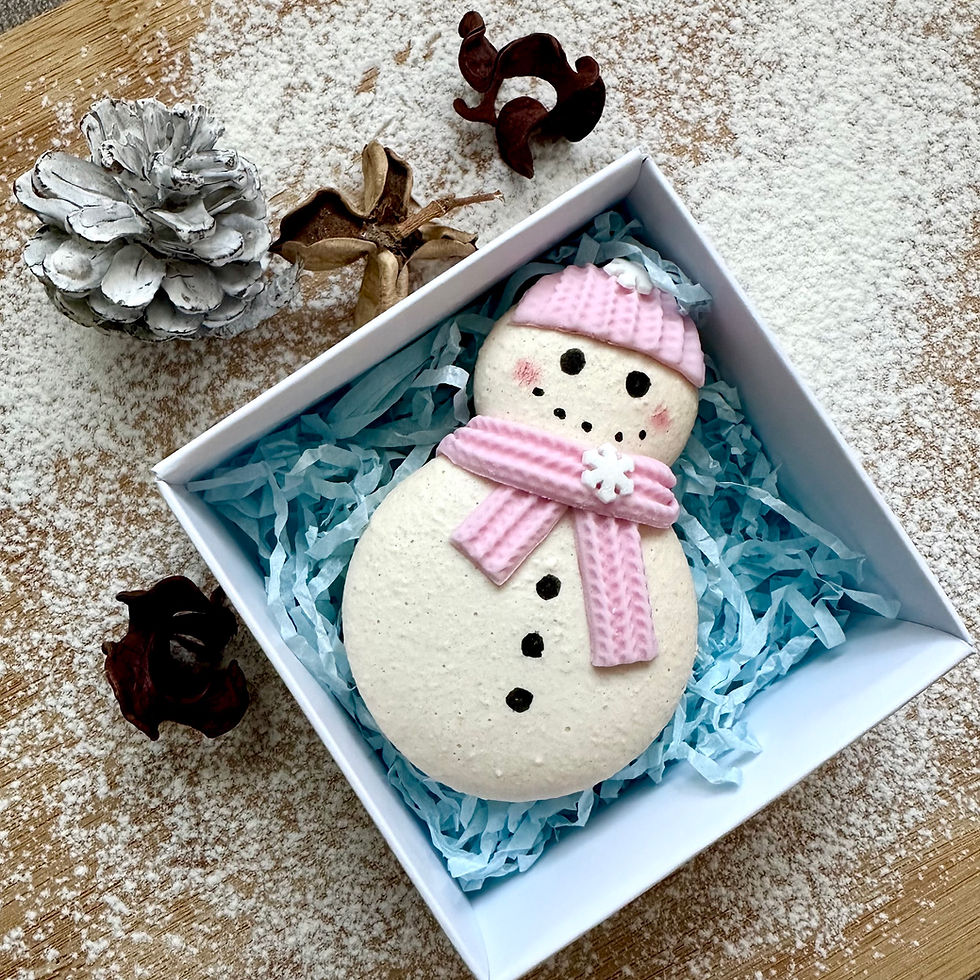 Snowman Christmas Macaron