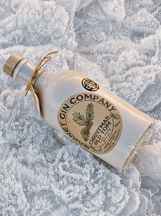 Orkney Gin Company Christmas Old Tom Gin in the snow