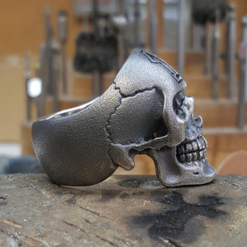 Lucky 13 - Anniversary Classic Skull Ring | deadringerjewelry