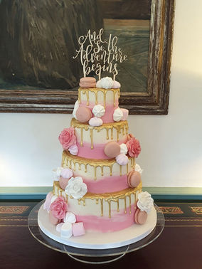 3 tier wedding cake