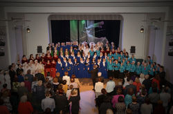 Kopkoris dzied Talsu himnu!