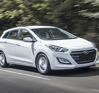 hyundai-i30-_edited.jpg