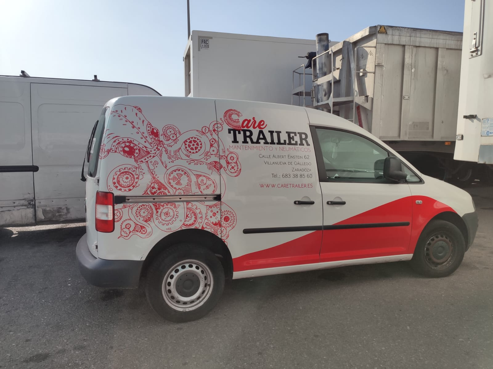 Caretrailer rotulacion furgoneta 1